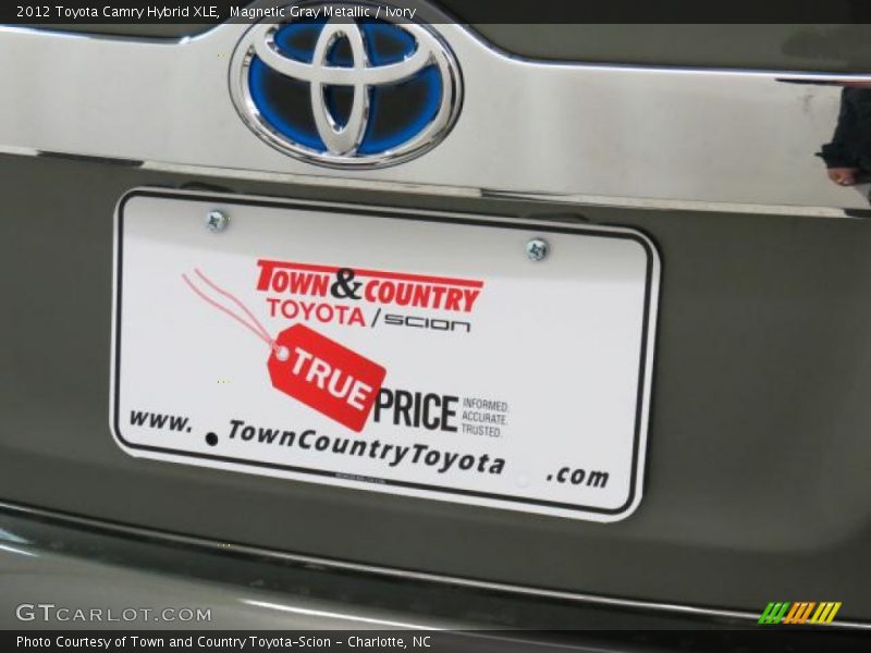 Magnetic Gray Metallic / Ivory 2012 Toyota Camry Hybrid XLE
