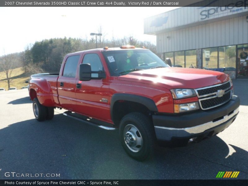 Victory Red / Dark Charcoal 2007 Chevrolet Silverado 3500HD Classic LT Crew Cab 4x4 Dually