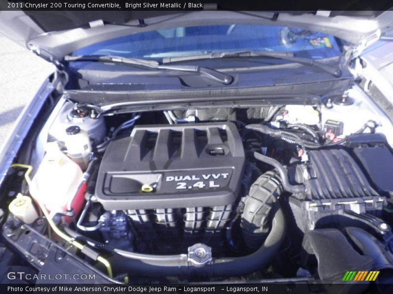 Bright Silver Metallic / Black 2011 Chrysler 200 Touring Convertible