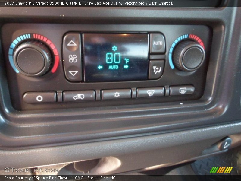 Victory Red / Dark Charcoal 2007 Chevrolet Silverado 3500HD Classic LT Crew Cab 4x4 Dually
