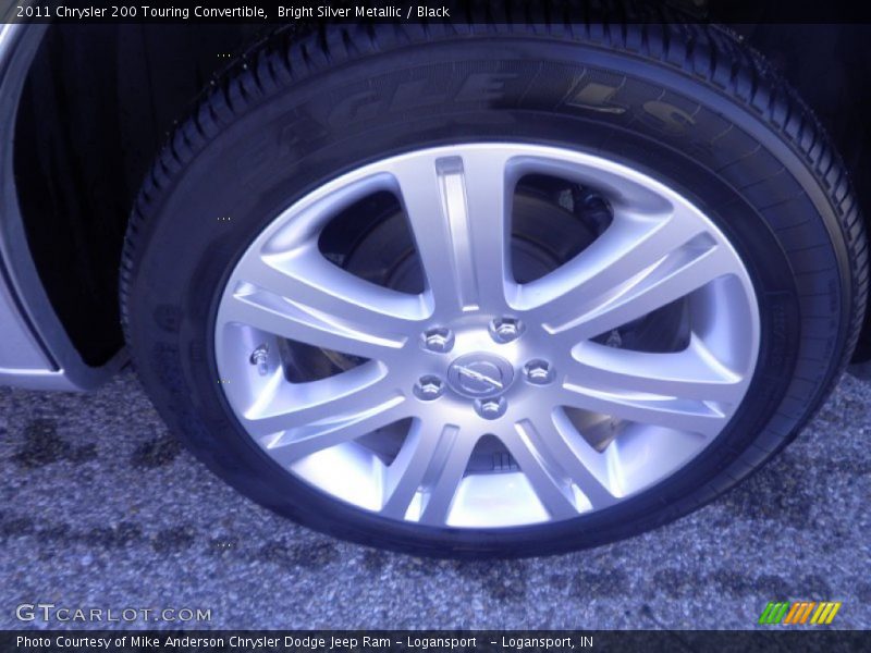 Bright Silver Metallic / Black 2011 Chrysler 200 Touring Convertible