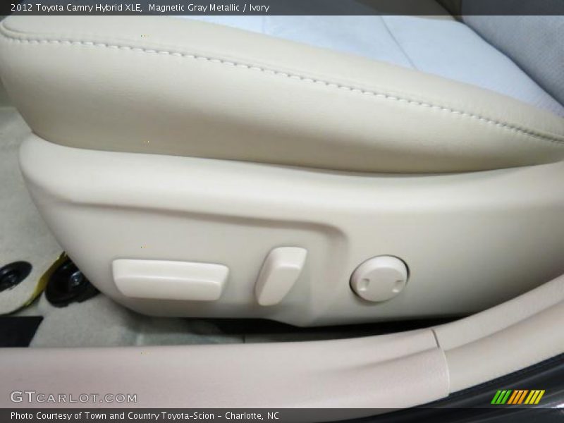 Magnetic Gray Metallic / Ivory 2012 Toyota Camry Hybrid XLE