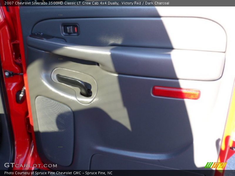 Victory Red / Dark Charcoal 2007 Chevrolet Silverado 3500HD Classic LT Crew Cab 4x4 Dually
