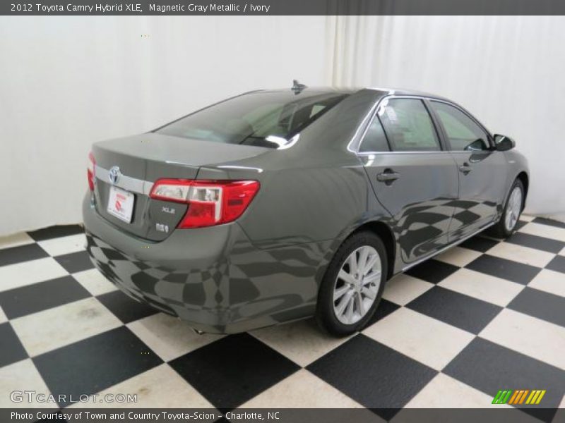 Magnetic Gray Metallic / Ivory 2012 Toyota Camry Hybrid XLE