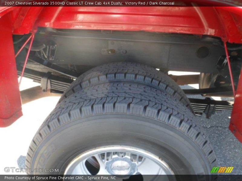 Victory Red / Dark Charcoal 2007 Chevrolet Silverado 3500HD Classic LT Crew Cab 4x4 Dually