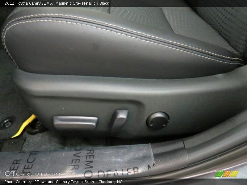Magnetic Gray Metallic / Black 2012 Toyota Camry SE V6