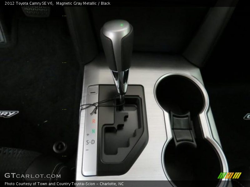 Magnetic Gray Metallic / Black 2012 Toyota Camry SE V6