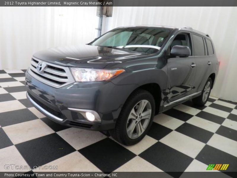 Magnetic Gray Metallic / Ash 2012 Toyota Highlander Limited