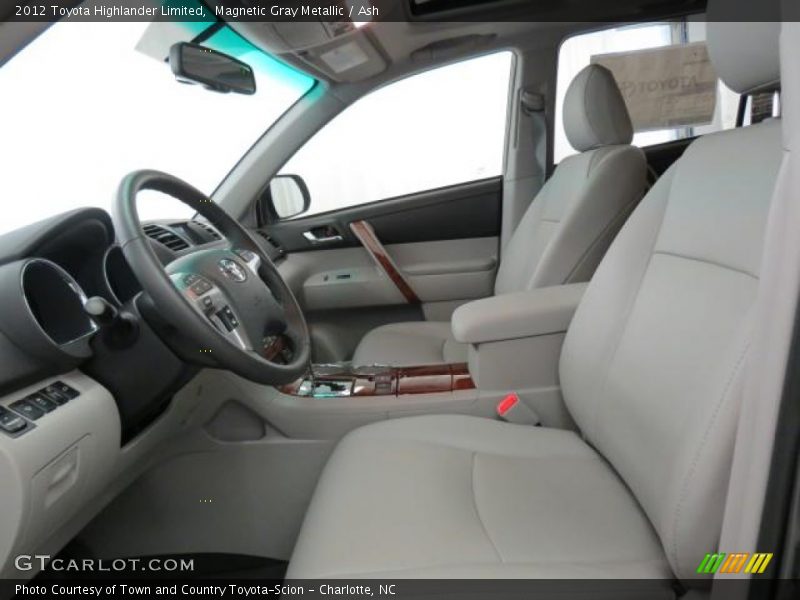Magnetic Gray Metallic / Ash 2012 Toyota Highlander Limited