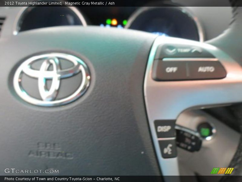 Magnetic Gray Metallic / Ash 2012 Toyota Highlander Limited