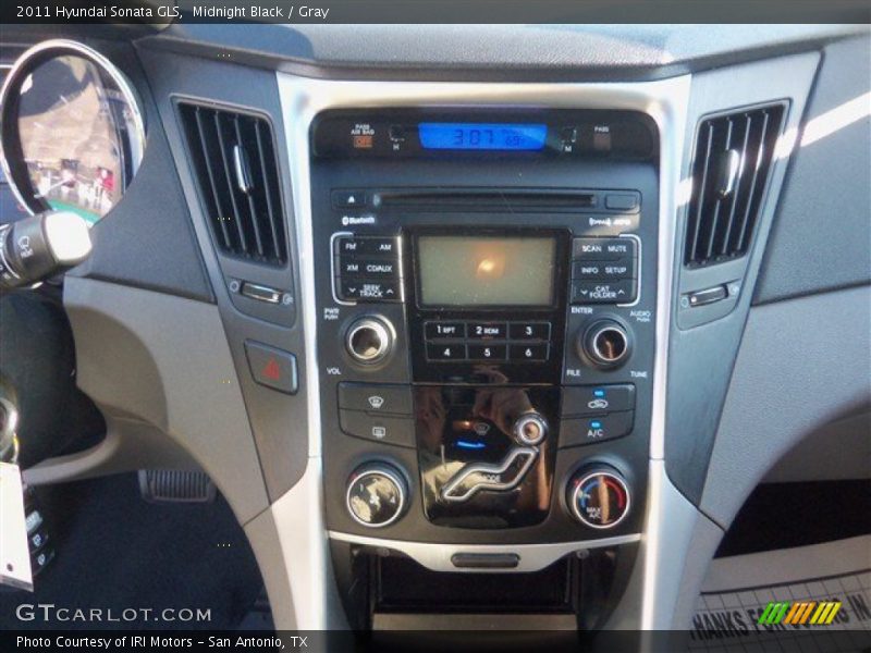 Midnight Black / Gray 2011 Hyundai Sonata GLS