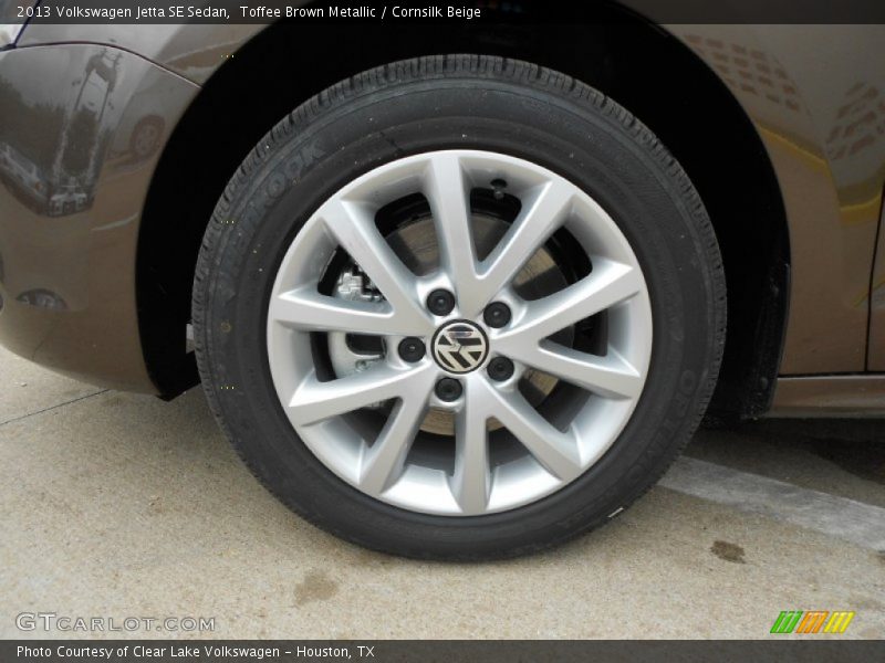 Toffee Brown Metallic / Cornsilk Beige 2013 Volkswagen Jetta SE Sedan