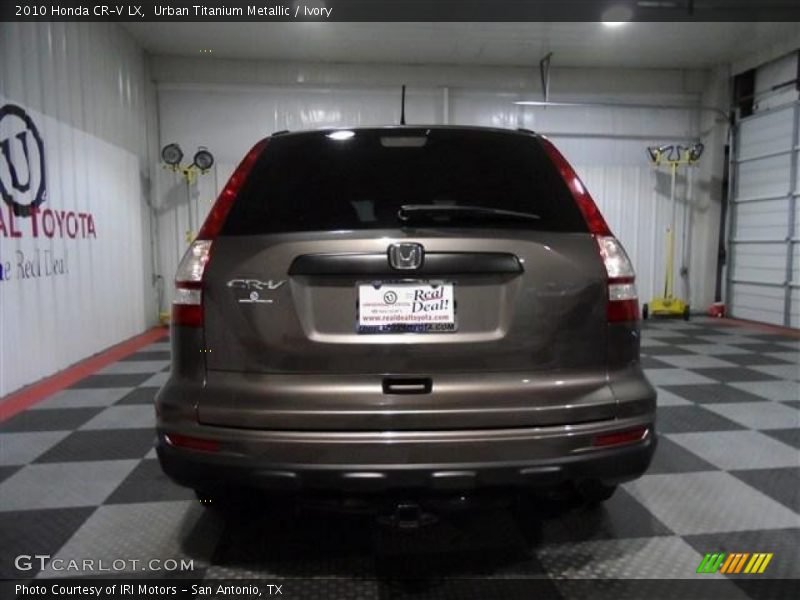 Urban Titanium Metallic / Ivory 2010 Honda CR-V LX