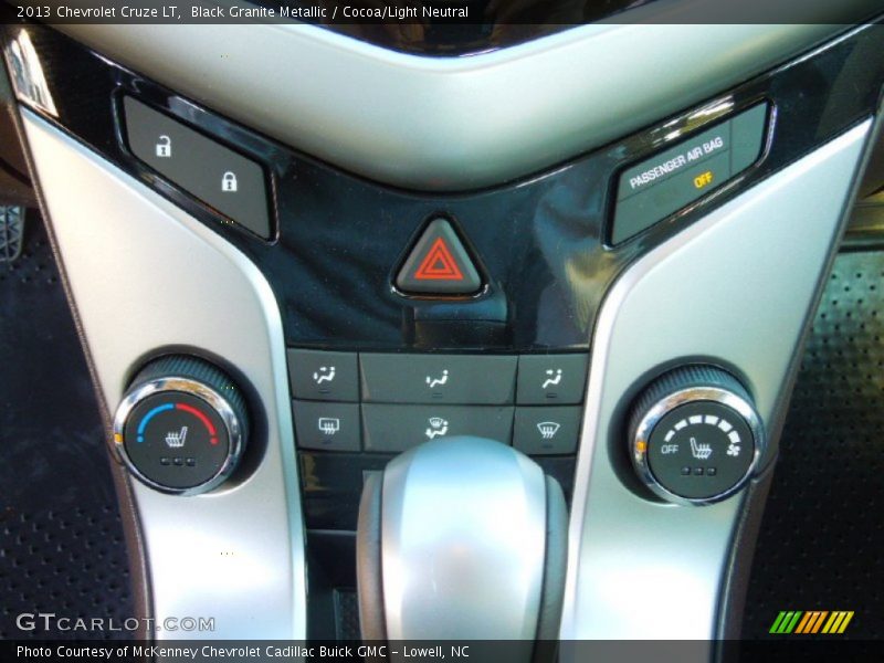 Black Granite Metallic / Cocoa/Light Neutral 2013 Chevrolet Cruze LT