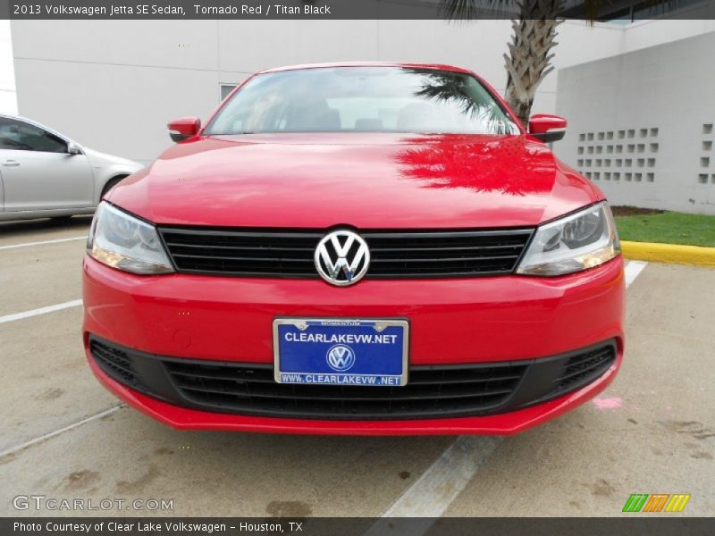Tornado Red / Titan Black 2013 Volkswagen Jetta SE Sedan
