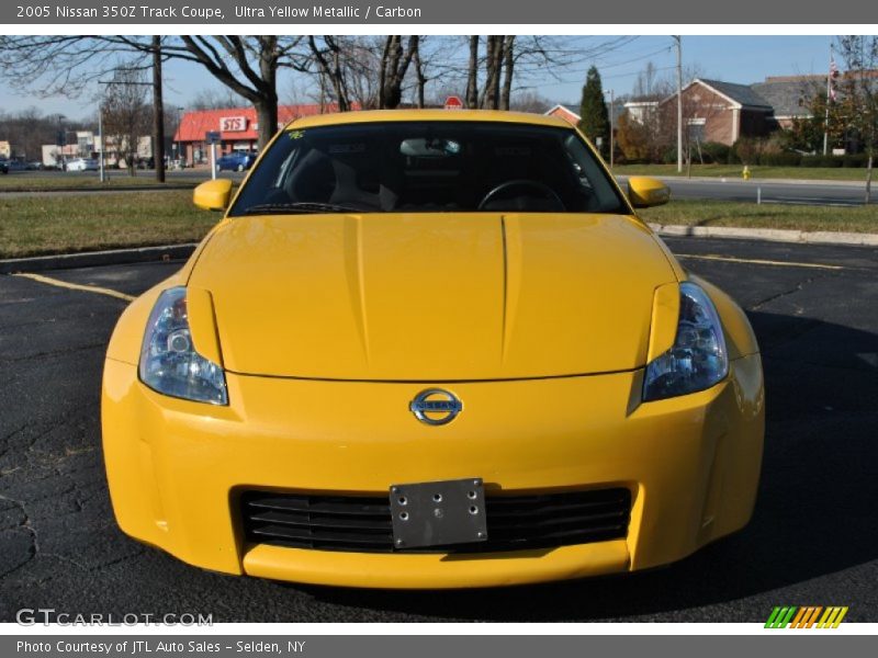 Ultra Yellow Metallic / Carbon 2005 Nissan 350Z Track Coupe