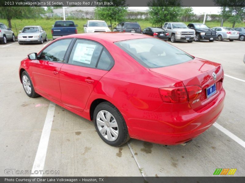 Tornado Red / Titan Black 2013 Volkswagen Jetta SE Sedan