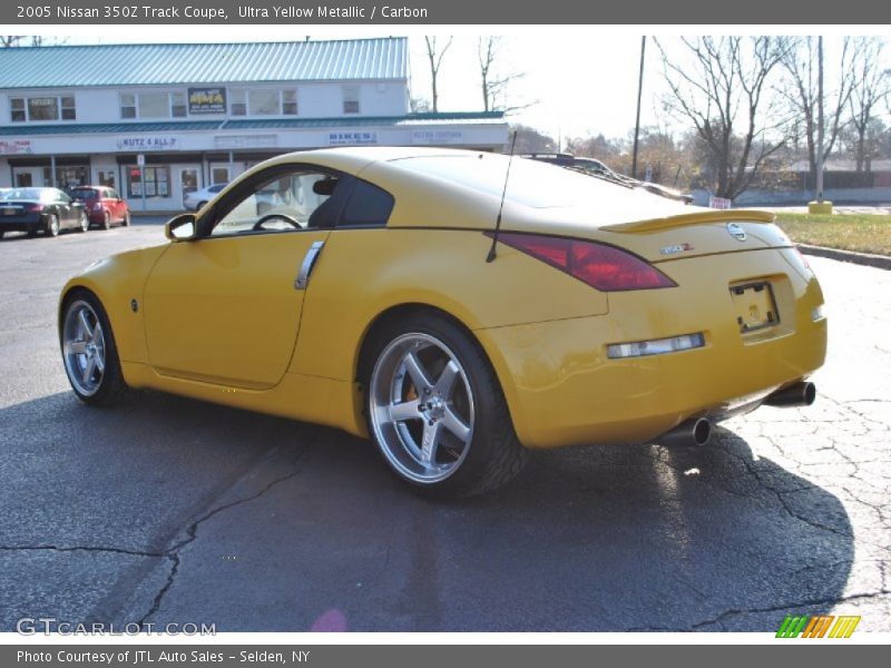 Ultra Yellow Metallic / Carbon 2005 Nissan 350Z Track Coupe