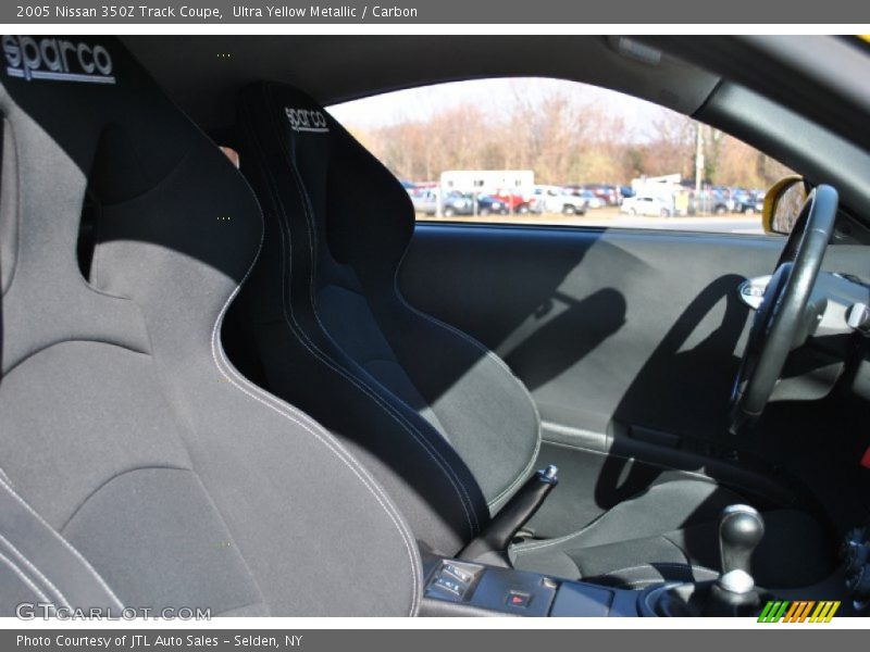 Ultra Yellow Metallic / Carbon 2005 Nissan 350Z Track Coupe