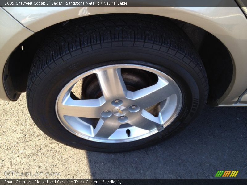 Sandstone Metallic / Neutral Beige 2005 Chevrolet Cobalt LT Sedan