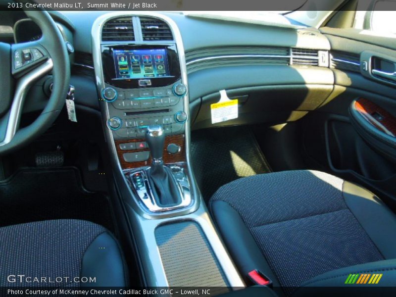 Summit White / Jet Black 2013 Chevrolet Malibu LT