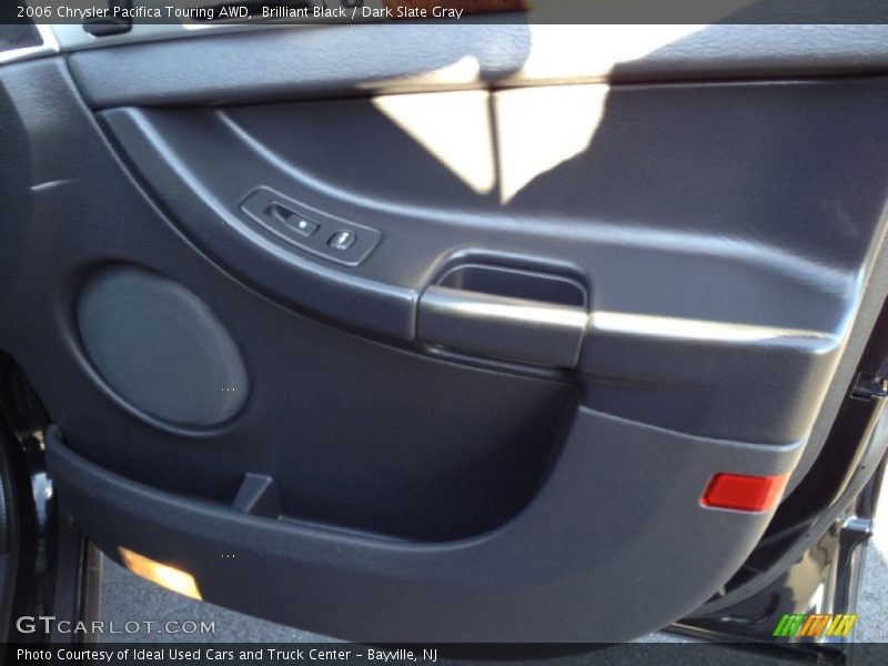 Brilliant Black / Dark Slate Gray 2006 Chrysler Pacifica Touring AWD