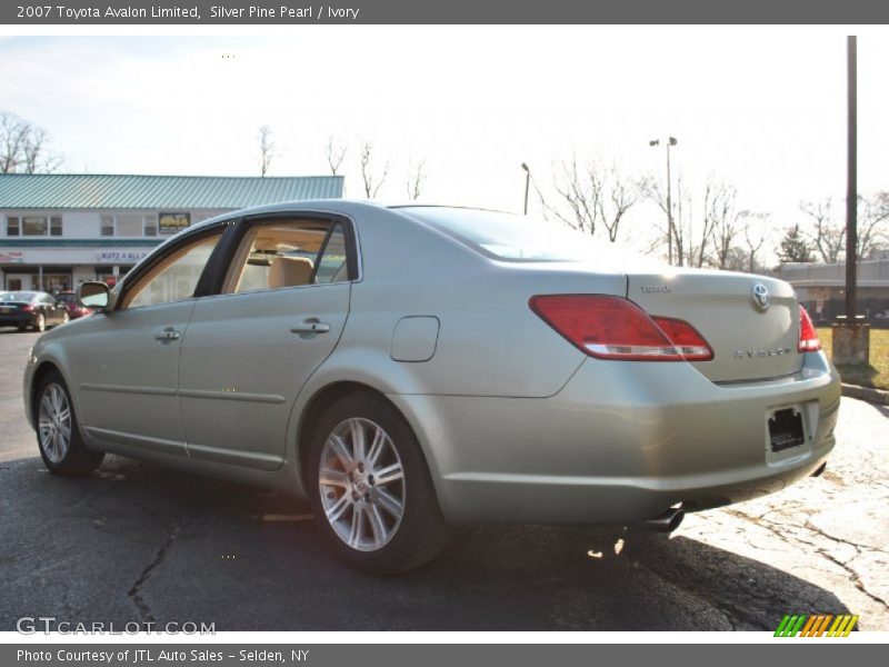 Silver Pine Pearl / Ivory 2007 Toyota Avalon Limited