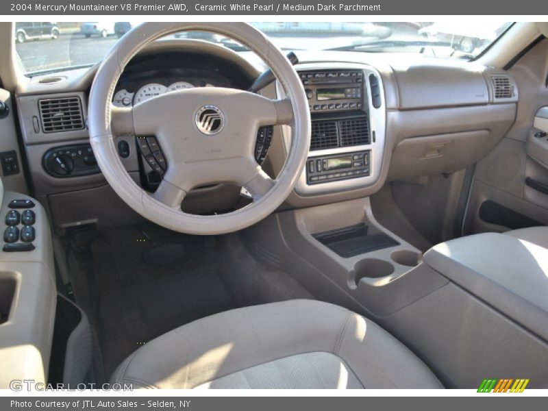 Ceramic White Pearl / Medium Dark Parchment 2004 Mercury Mountaineer V8 Premier AWD