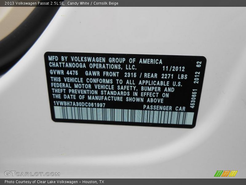 Candy White / Cornsilk Beige 2013 Volkswagen Passat 2.5L SE