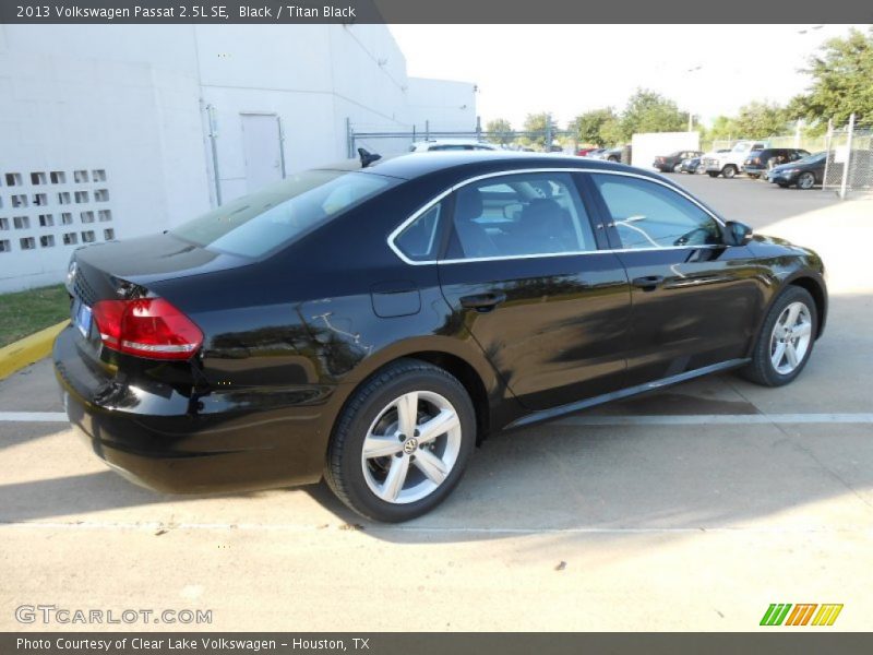 Black / Titan Black 2013 Volkswagen Passat 2.5L SE