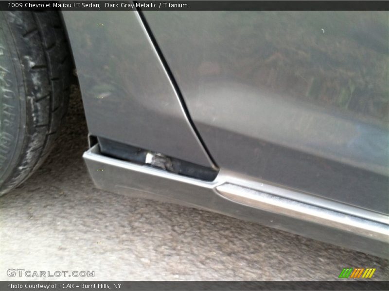 Dark Gray Metallic / Titanium 2009 Chevrolet Malibu LT Sedan