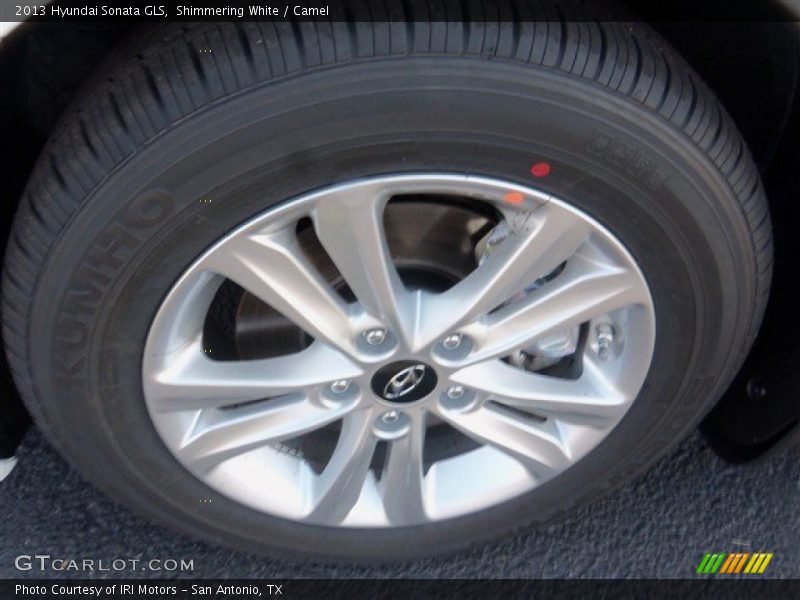 Shimmering White / Camel 2013 Hyundai Sonata GLS