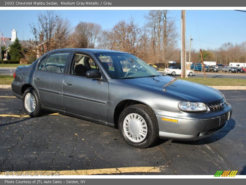 Front 3/4 View of 2003 Malibu Sedan