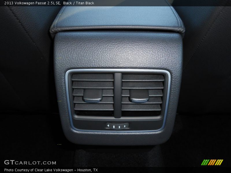 Black / Titan Black 2013 Volkswagen Passat 2.5L SE