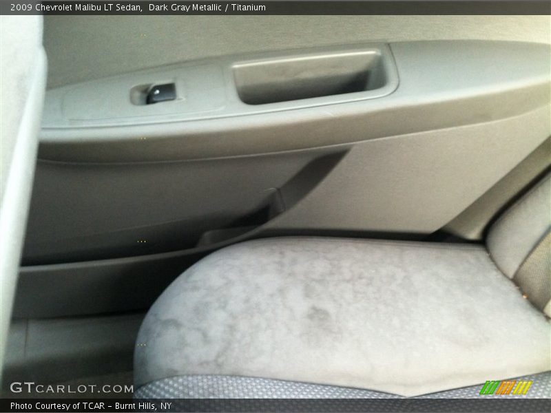 Dark Gray Metallic / Titanium 2009 Chevrolet Malibu LT Sedan
