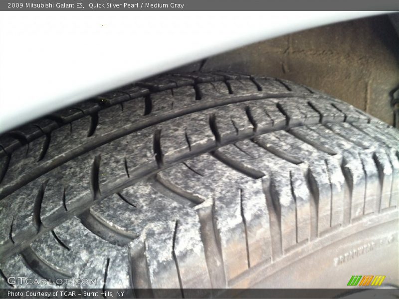 Quick Silver Pearl / Medium Gray 2009 Mitsubishi Galant ES