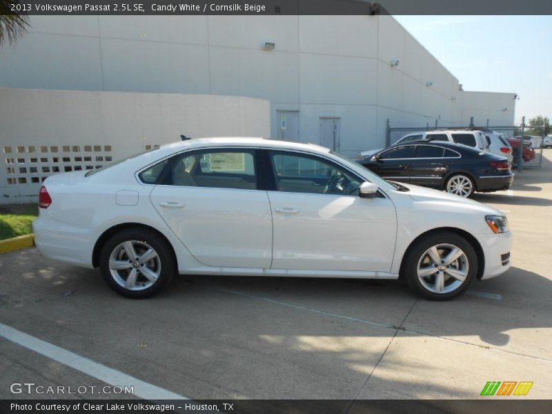 Candy White / Cornsilk Beige 2013 Volkswagen Passat 2.5L SE