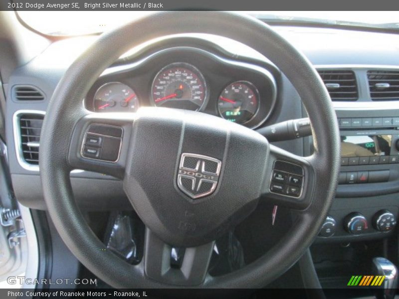 Bright Silver Metallic / Black 2012 Dodge Avenger SE