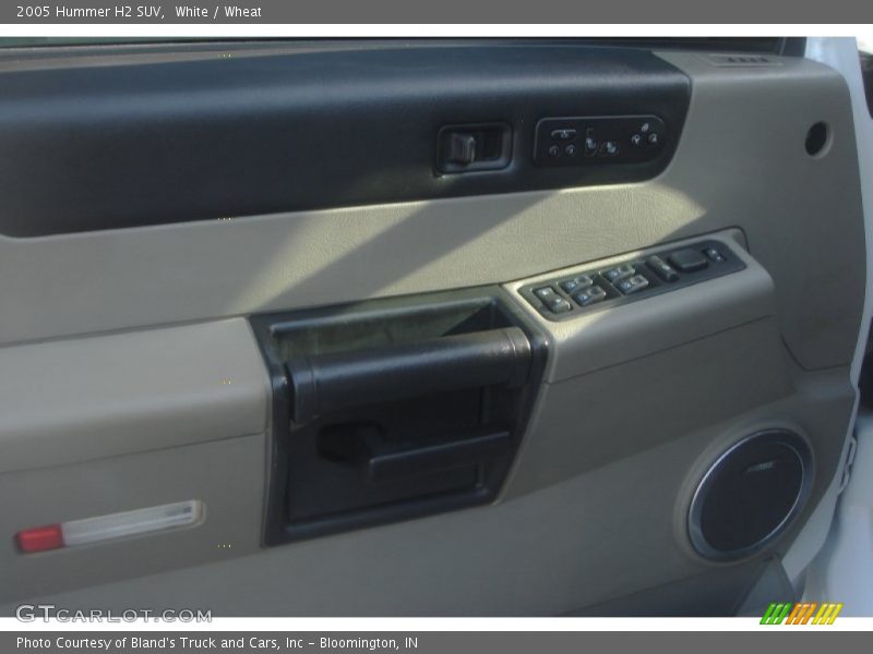 White / Wheat 2005 Hummer H2 SUV