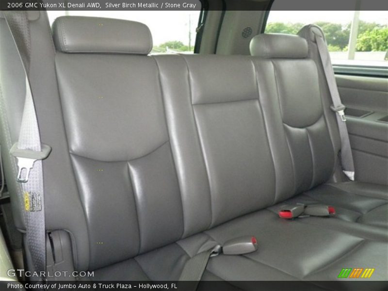 Silver Birch Metallic / Stone Gray 2006 GMC Yukon XL Denali AWD