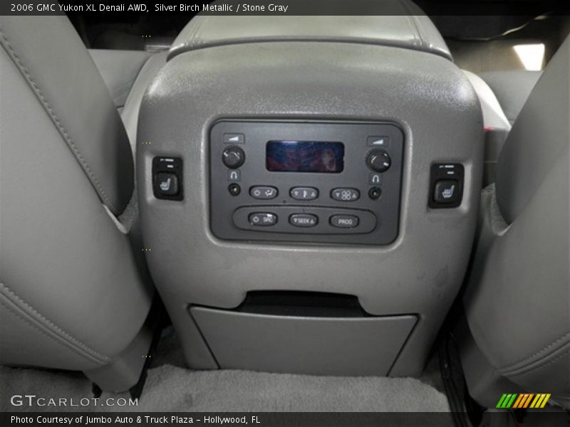 Silver Birch Metallic / Stone Gray 2006 GMC Yukon XL Denali AWD