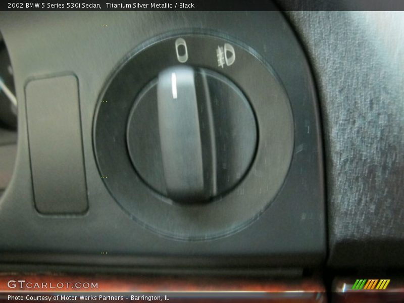 Titanium Silver Metallic / Black 2002 BMW 5 Series 530i Sedan