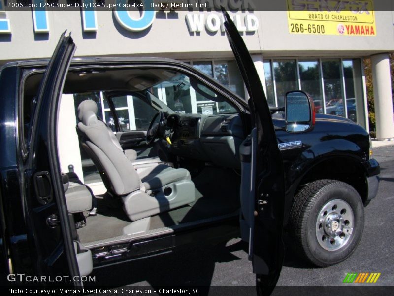 Black / Medium Flint 2006 Ford F250 Super Duty FX4 SuperCab 4x4