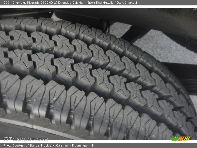 Sport Red Metallic / Dark Charcoal 2004 Chevrolet Silverado 2500HD LS Extended Cab 4x4