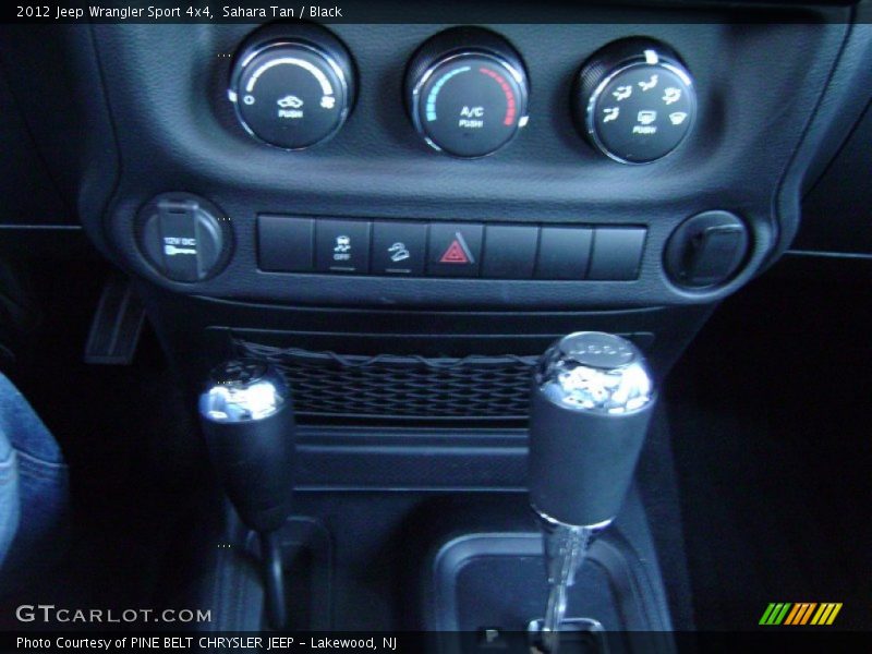 Sahara Tan / Black 2012 Jeep Wrangler Sport 4x4