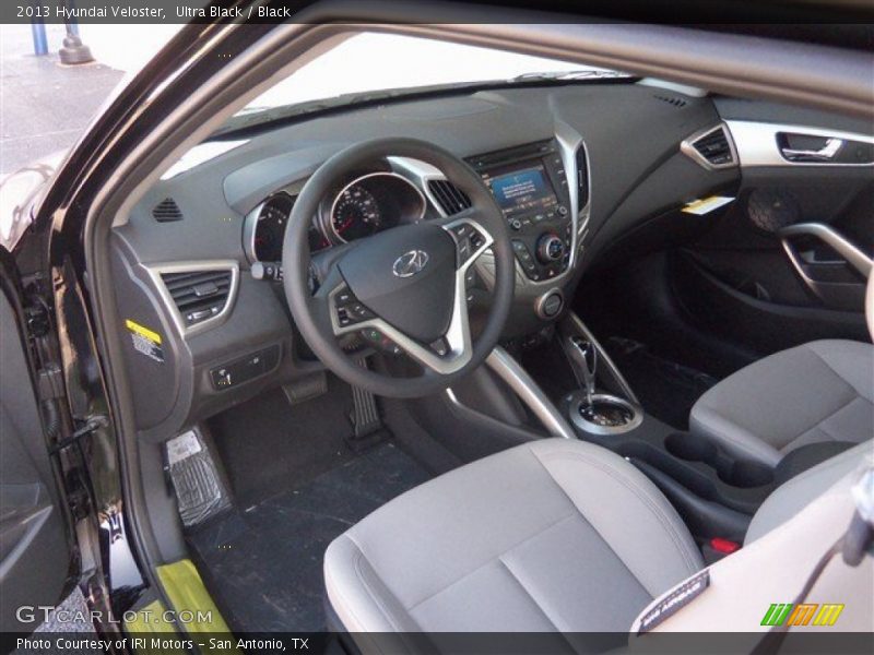 Ultra Black / Black 2013 Hyundai Veloster