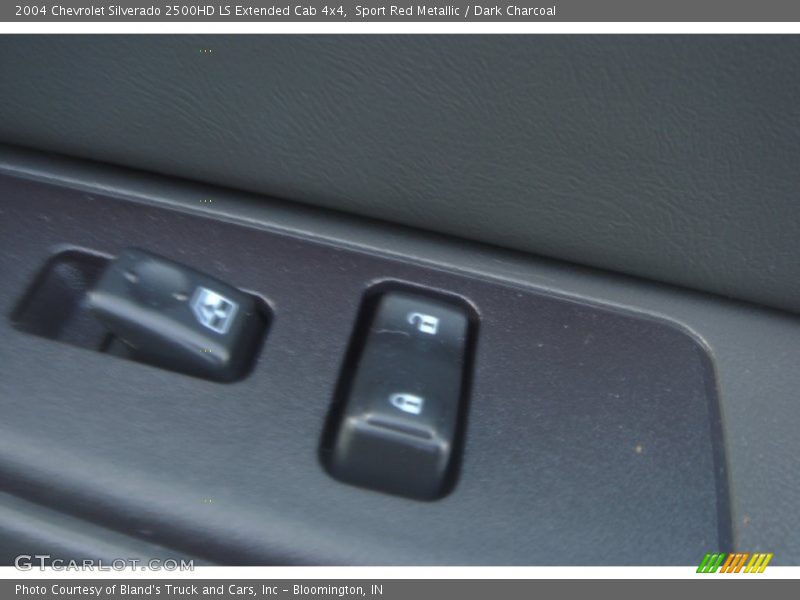 Sport Red Metallic / Dark Charcoal 2004 Chevrolet Silverado 2500HD LS Extended Cab 4x4