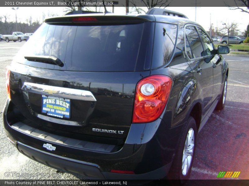 Black / Light Titanium/Jet Black 2011 Chevrolet Equinox LT