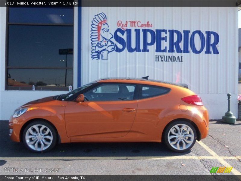 Vitamin C / Black 2013 Hyundai Veloster