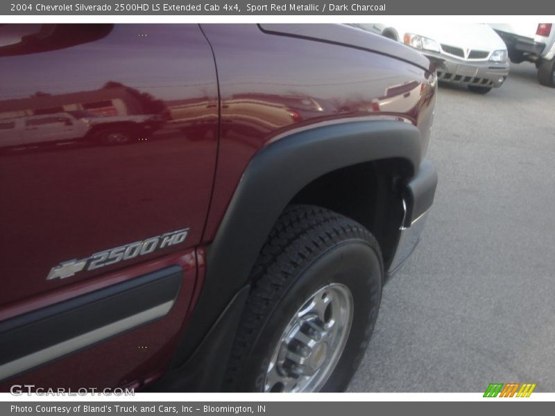 Sport Red Metallic / Dark Charcoal 2004 Chevrolet Silverado 2500HD LS Extended Cab 4x4